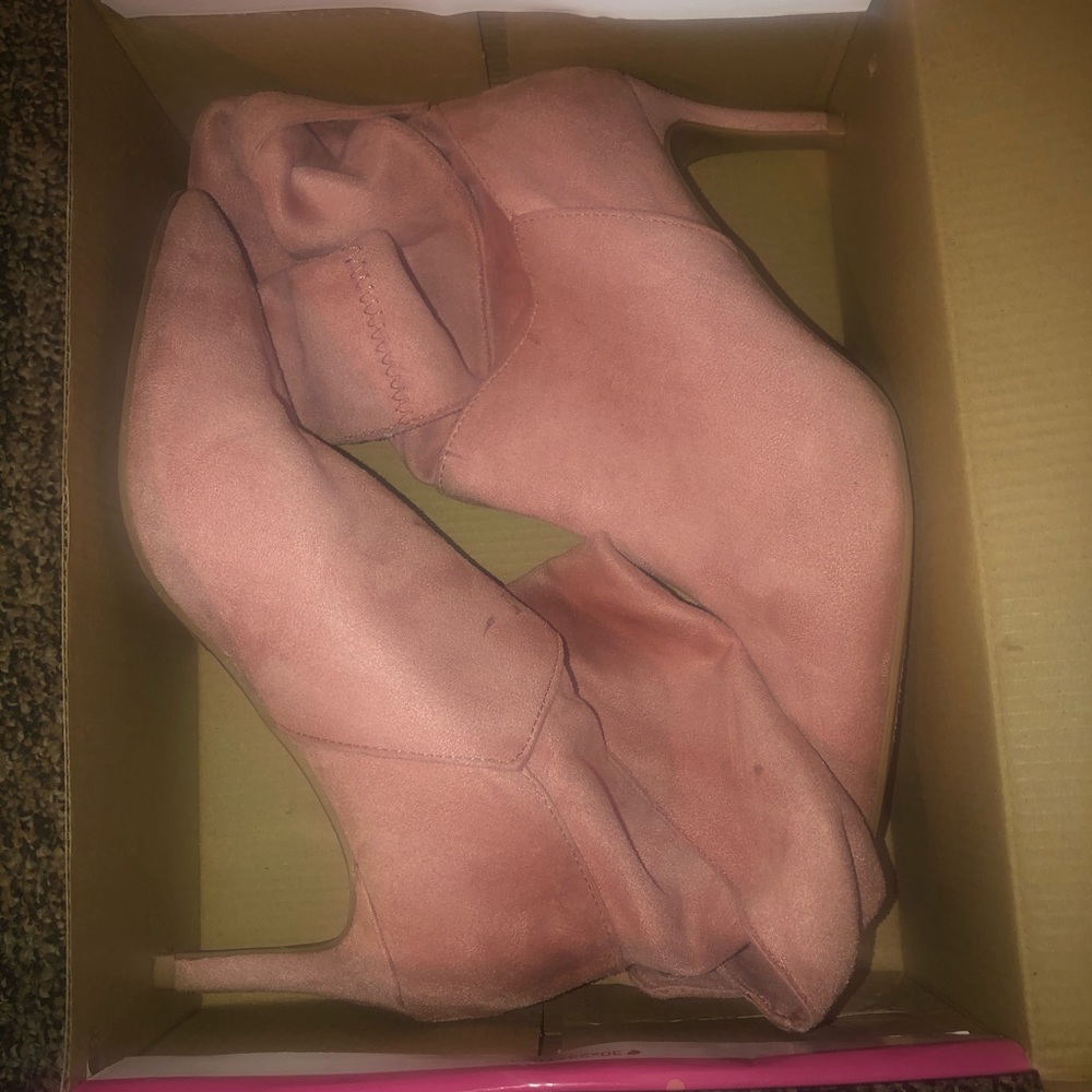 Women’s boots